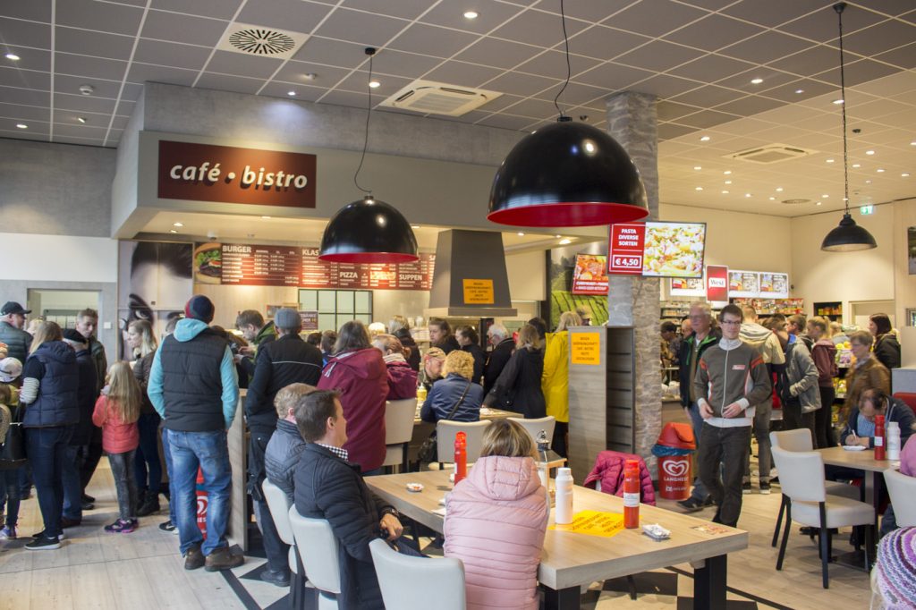 Das neue Café Bistro im wiro Center 8 IMG 66751